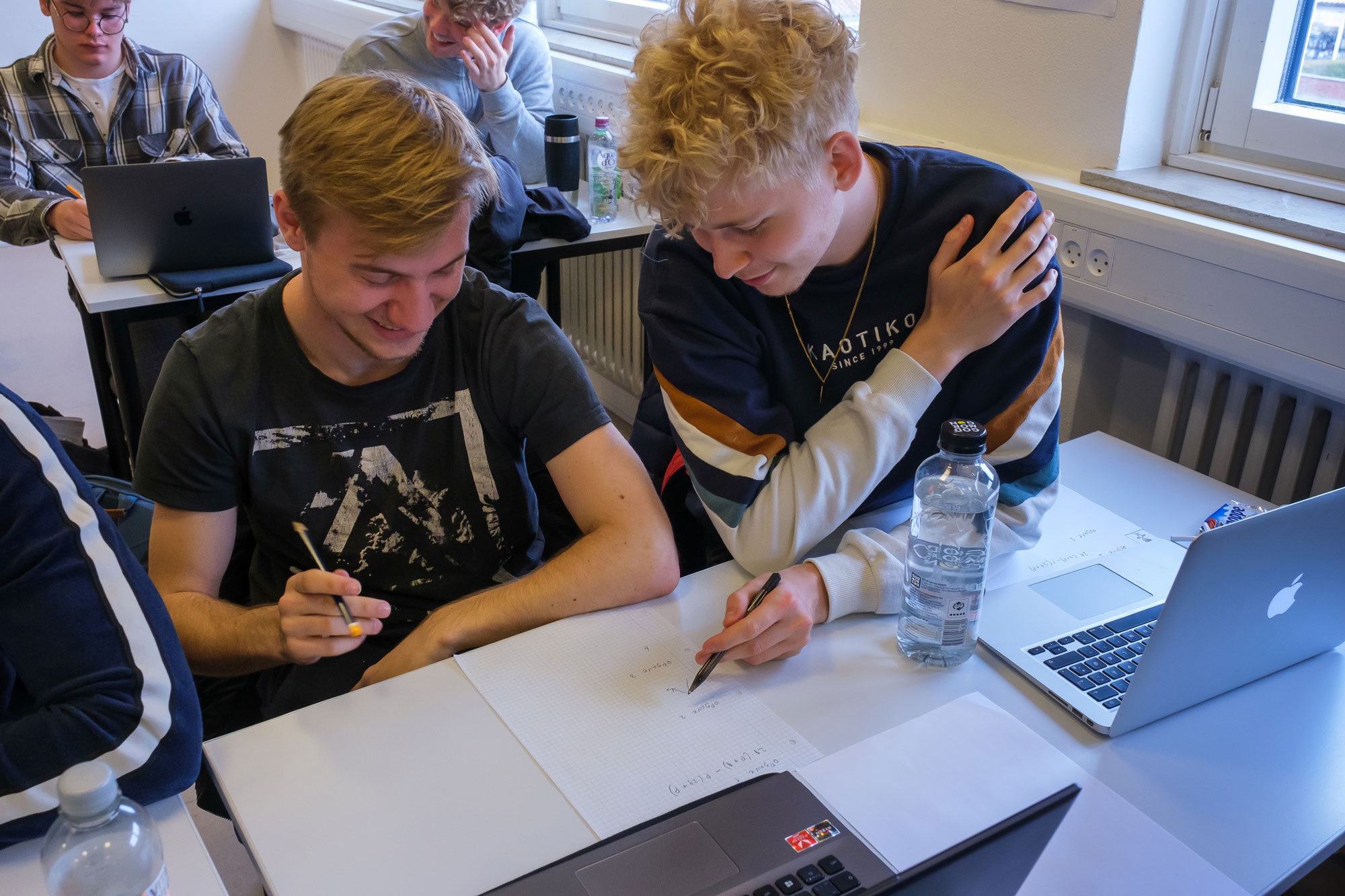 Elever i gruppearbejde